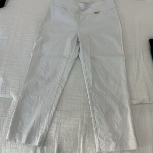 INC International Concepts White Capri